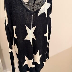 Elan Black and White Star V-Neck Sweater